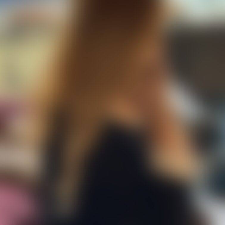 セフレのギャルママ
ロングヘアと分け目☺️💖
