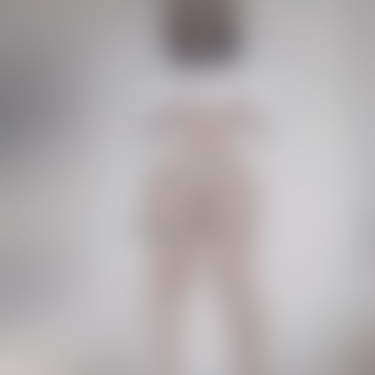 新しいえち下着でお誘い
【white1】

フォロワーさんから股割れえちえちTバックをプレゼントしてもらいました♡