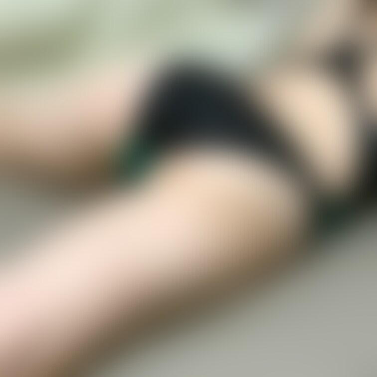 先日妻に撮らせてもらった写真
ジムで着用してる水着を着てもらいました。
W氏はこの尻を見ているんですね。