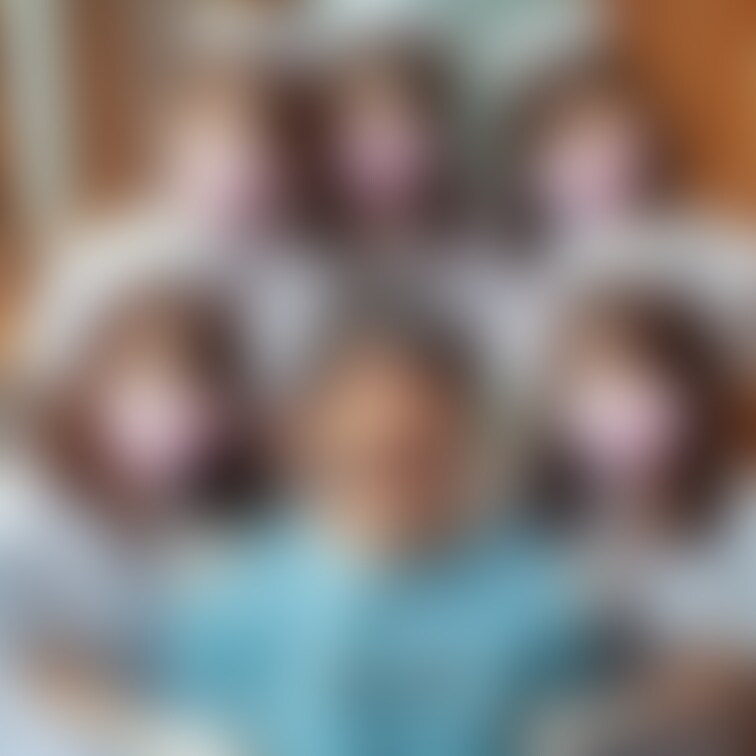 歯科衛生士学生と実習用患者