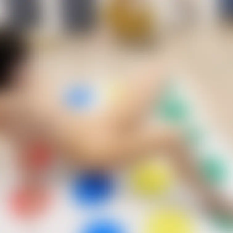 りんにも全裸一人ツイスターさせました。パイパンなのでモザイク必要です。こうやって局部の形状を確認するのもプロデューサーの