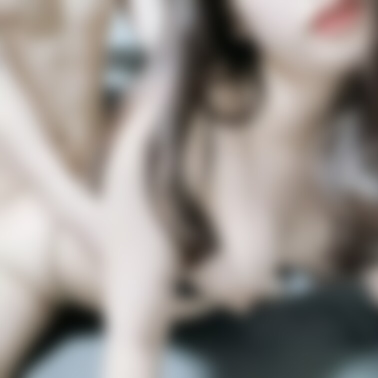 皆さんこんばんは。ユースケです。

りんかの豊満なお尻が最高です。

Tバックが個人的には凄くエロいなぁと感じて
