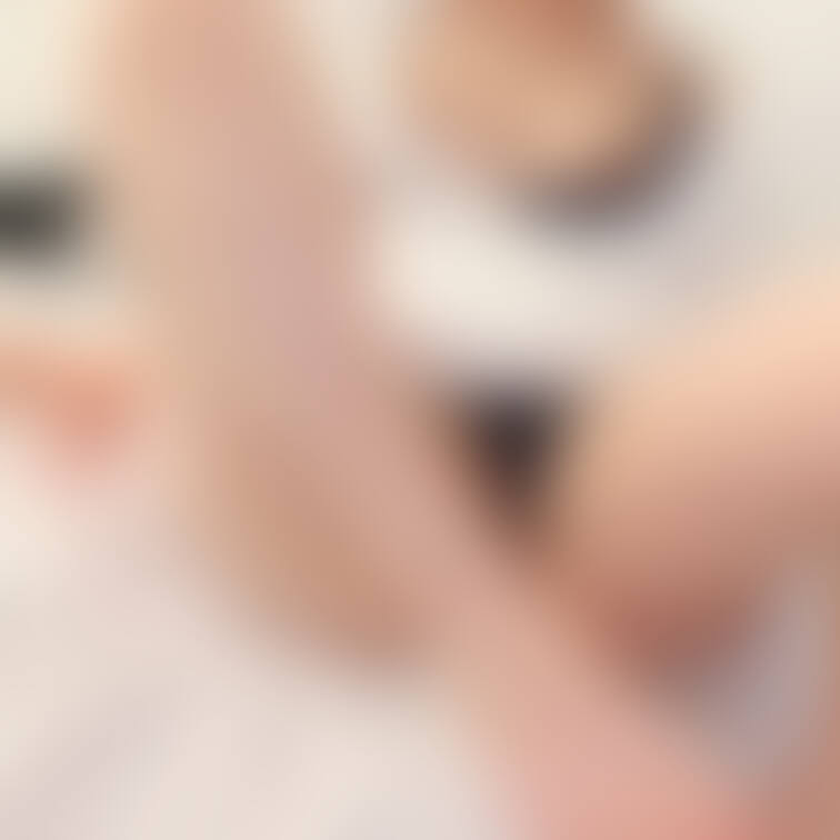 汗だく騎乗位オナニー事後

思いっきりチンコに○○○されたい

○○○したい人はいいね🫶🏻推してね！



