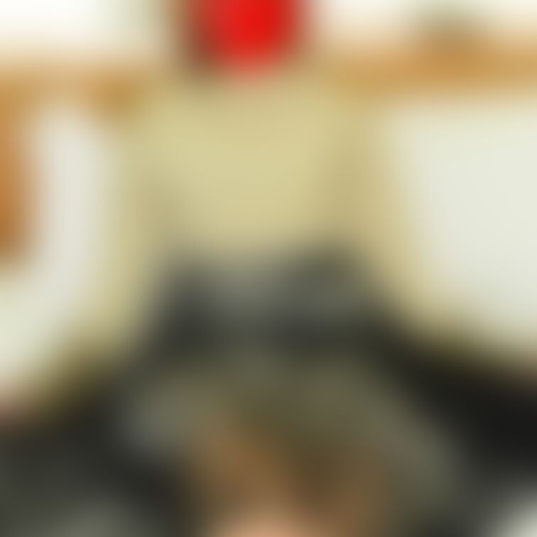 【saｍple】
パンツ見たいですか？( *´艸｀)💖

※この画像は無料プラン加入でご覧になれます🎵
　顔出し