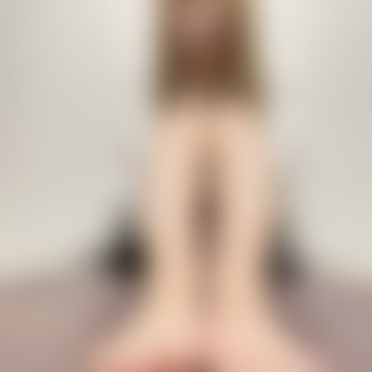 Karen (26)②

Foot size: 22.5cm