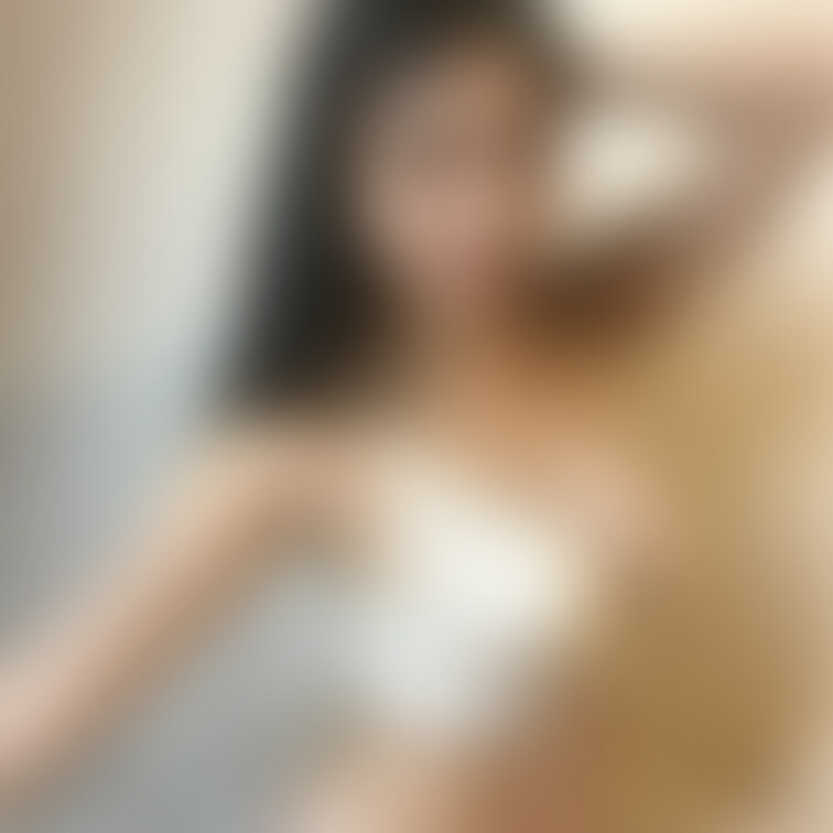 新しい白い下着で撮影してみたよ❤️
グラビア写真としてアップ‼️