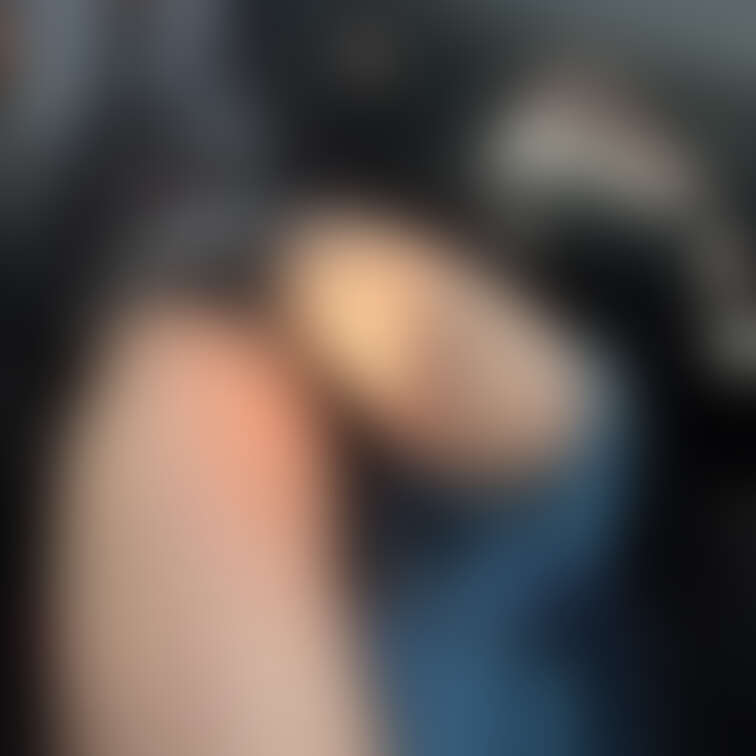 外回りの付き添いで助手席です
上司の命令でぬいでます♡