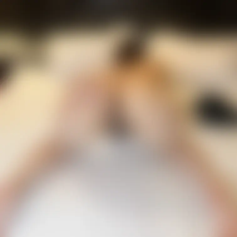 21歳の可愛い女の子。童顔なのに剛毛！
シャワー前なのでお尻の穴汚れててごめんなさい。