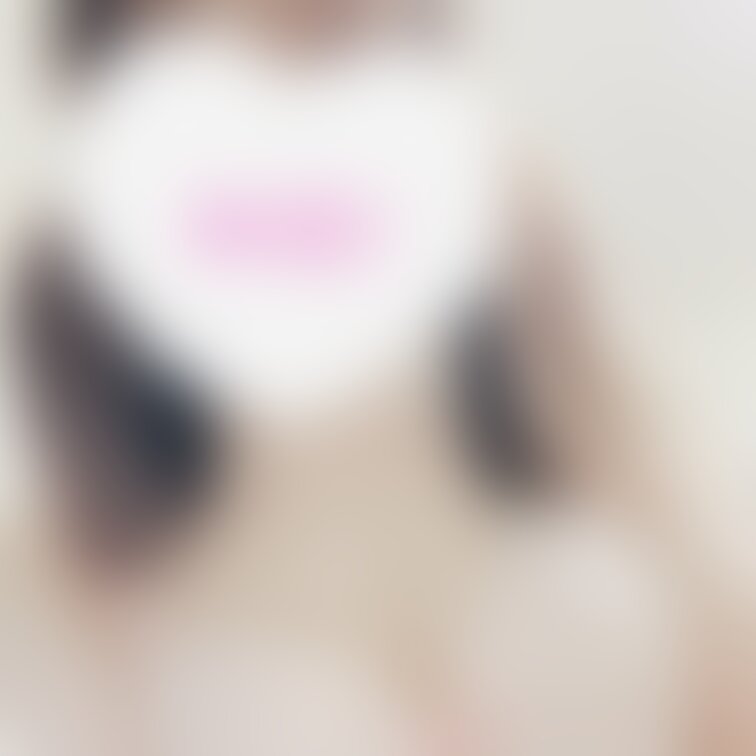 ブラが少しずつ脱がされていきます