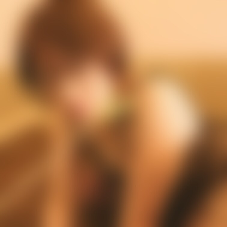 誰かに跪きたいですけどね。。。
