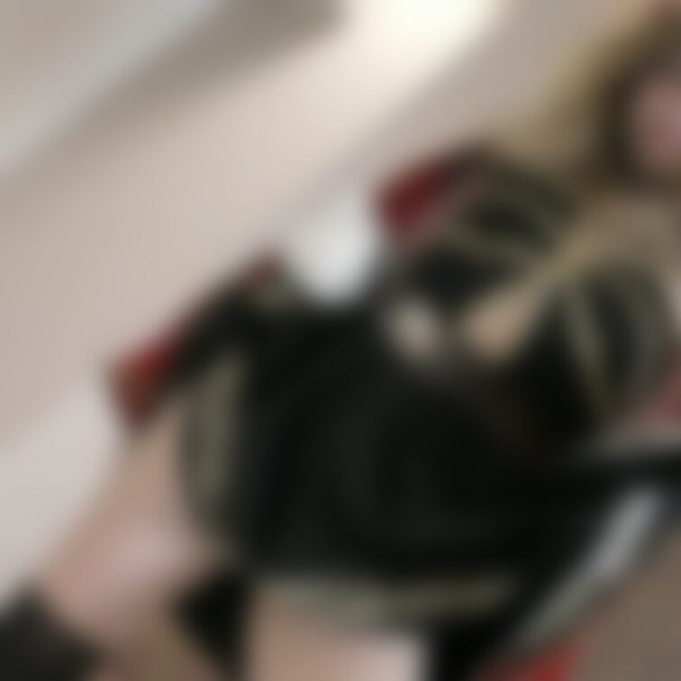 (衣装:♀クリエイター)顔出し版 本格着エロまとめ1
ミニスカートと魅力的なふとももが素敵ですね、
皆さんが大好きなローアングルもふとももから覗く白いえっちな下着や吸い付きたくなる乳首、視○○○してるだけでも、興奮が止まりません、、 (1/2)