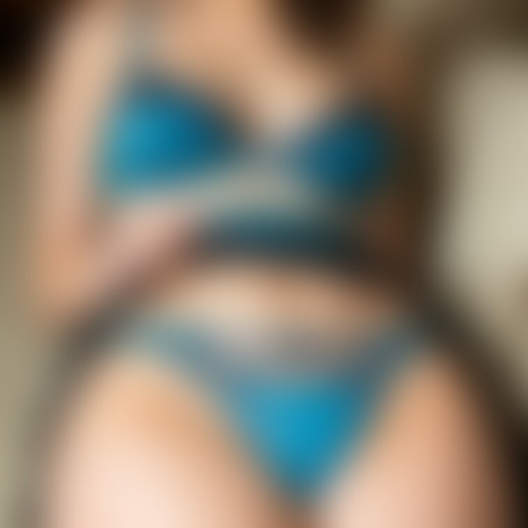 行為が始まる数秒前。。。