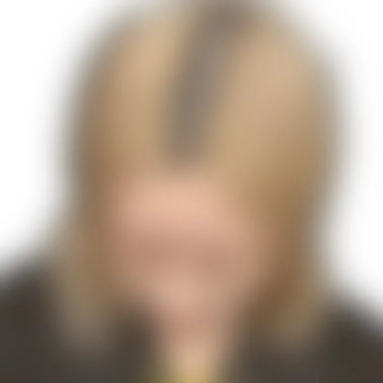 ギャル後輩