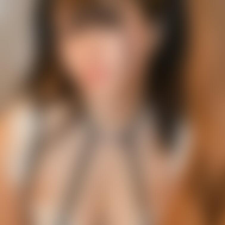 ふっか〜〜〜い谷間⛰