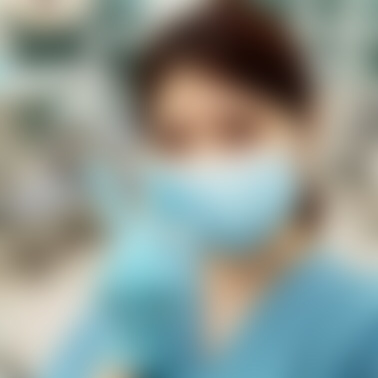 自撮りをする歯科医師