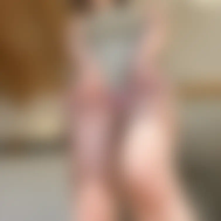 もぉぉ、、、
朝、、からぁ、、
そんなにぃ、、下から、、覗いて。。。