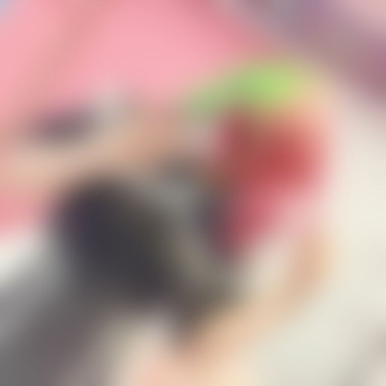 7月美容院𝐃𝐚𝐲💇‍♀️
SUMMER☀️という事で 黄緑×ピンクで攻めました！ﾔｯﾎｰ!!!
美容院のスタッフ様か