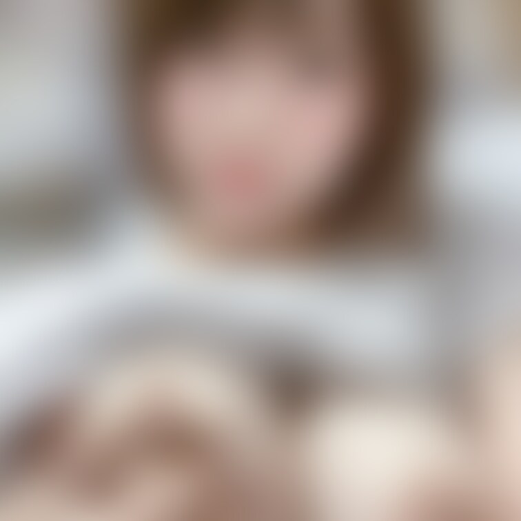 Twitterフォロワーさん5000人記念のお礼のおっぱい画像(顔出し)