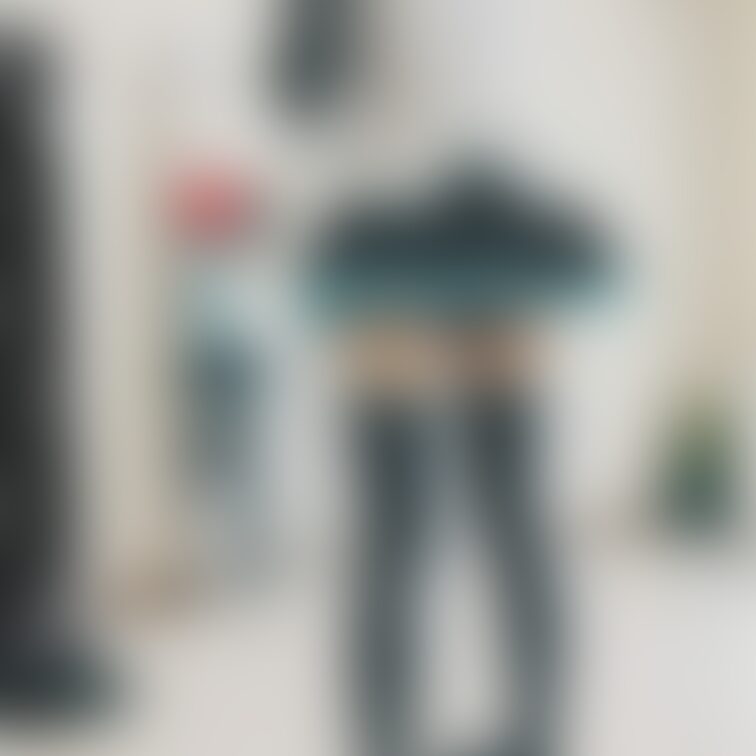 ペチパン履いてもお尻見えちゃう🥺💦
【みみからのお願い💕】
えっちだと思ってくれた方は
写真下の♡印をポチ