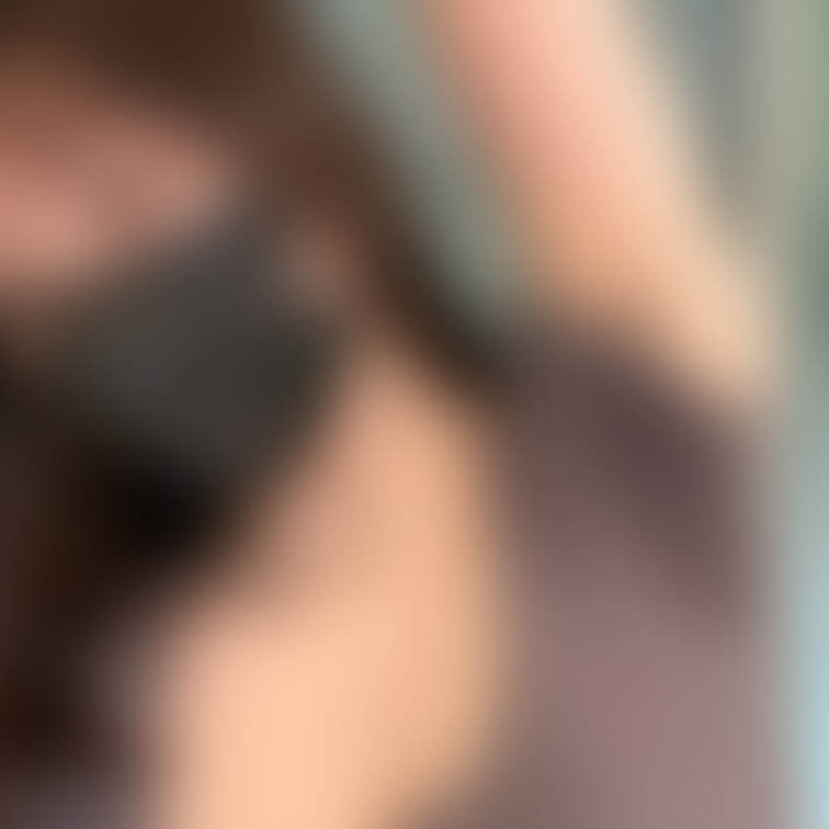 脇汗染みと靴下🖤