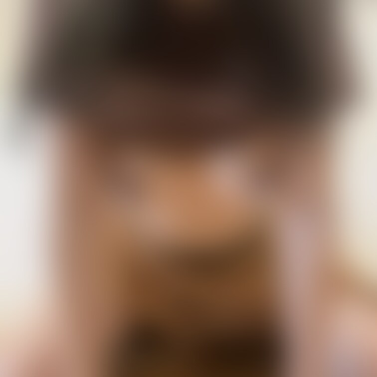 乳首吸引してるの牛さんみたい
ツンツンして遊んで欲しい////