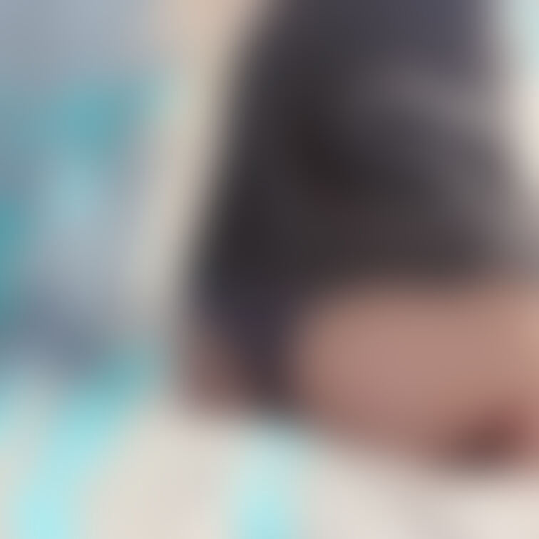 ニットの良き時期🥰🥰
可愛いニット欲しいなぁ♡

ん？？さっきからニット見てないよね？🤭
どこ見てるの？🥺