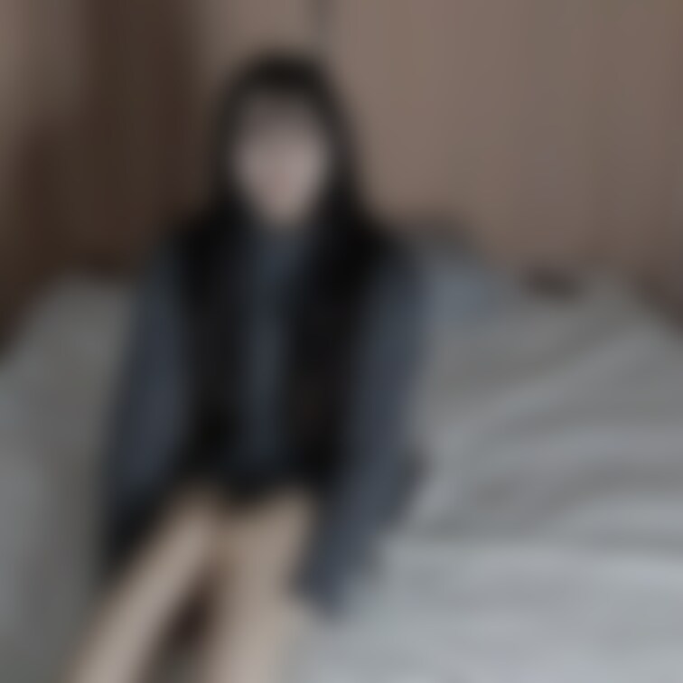 今回は私服で動画を撮ってみました〜！
実は去年買ったけど1度も着なかった服です笑

どうかな？

会話の中で私