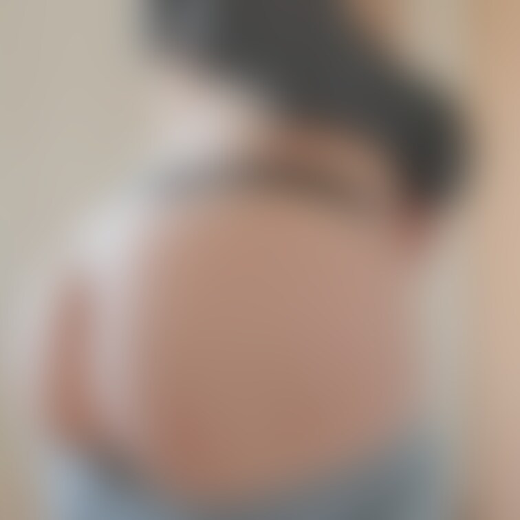 スケスケの下着でジムに行ってきたよ。乳首は立って目立っちゃうし、濡れてウェアまで染みてたかもしれない…♡