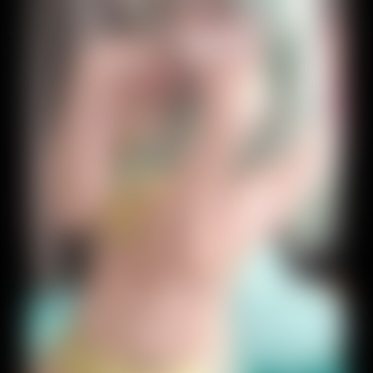 コスプレです
顔吊り上げまくりのメイクかなり濃いめです
いつかコスプレイベントに参加したい？な🙃