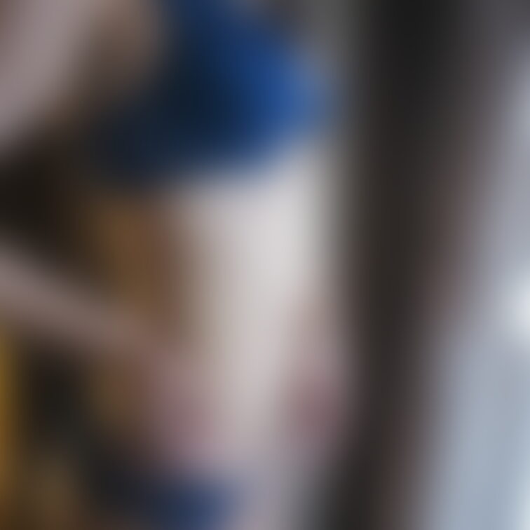 横からの私。