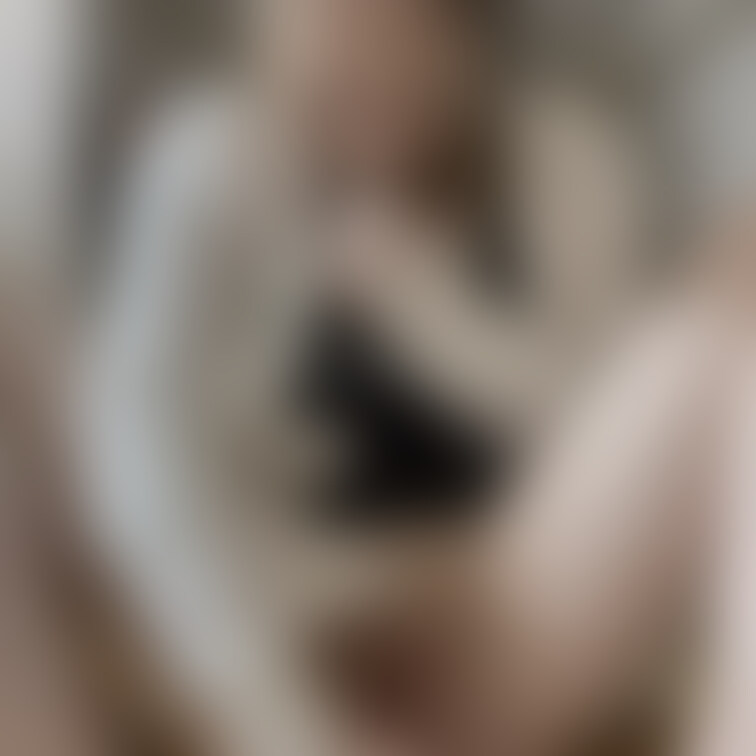 オモチャ自分で試してる所と、中出しされた後の精子描き出してる所💓

フル動画は↓
https://myfans.j
