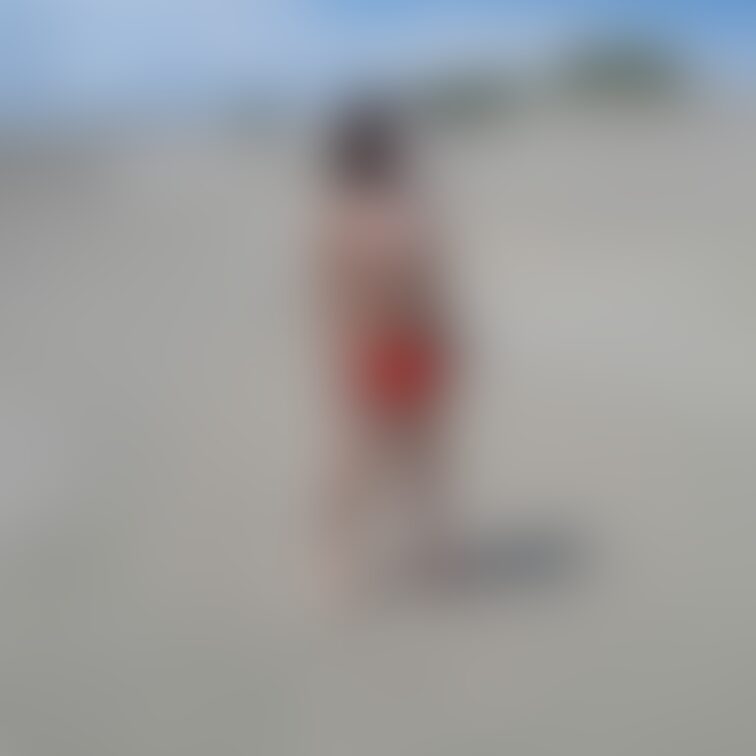 海露出　全裸