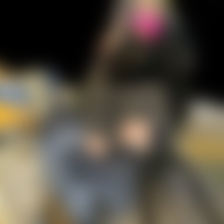 Twitter更新分
21歳クール系美人さん
かかとが削れてるスニーカーとお仕事終わり黒ソックス