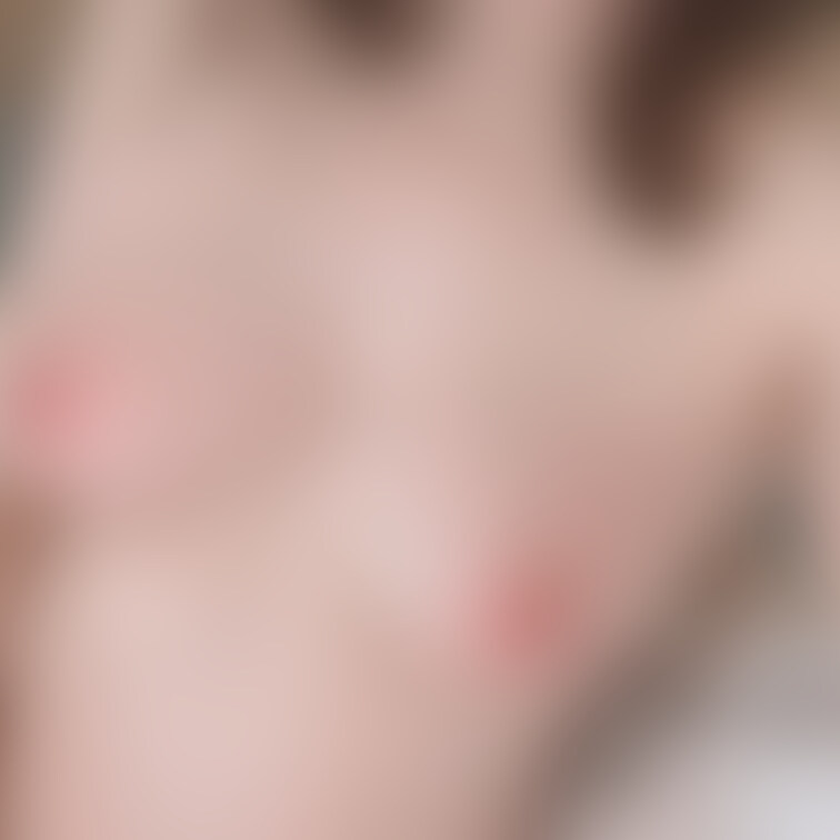 お腹ちょいぽよ、M字