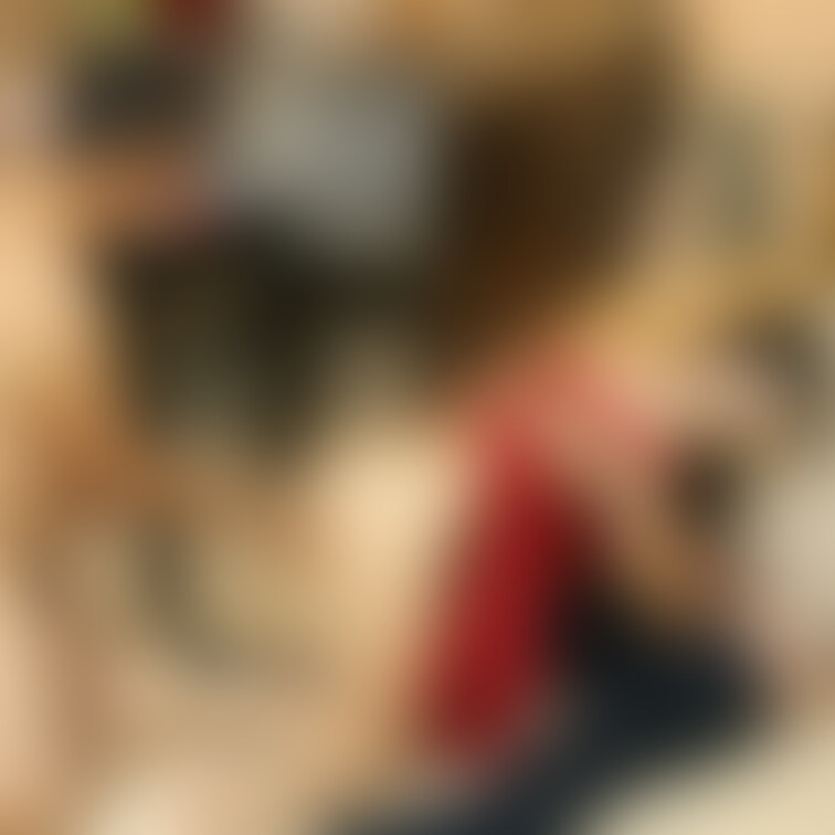 後ろからの攻撃に耐えられずのけぞり、
再びお尻を突き出し、
入れてくださいとおねだり。
撮影してるの、旦那なんです