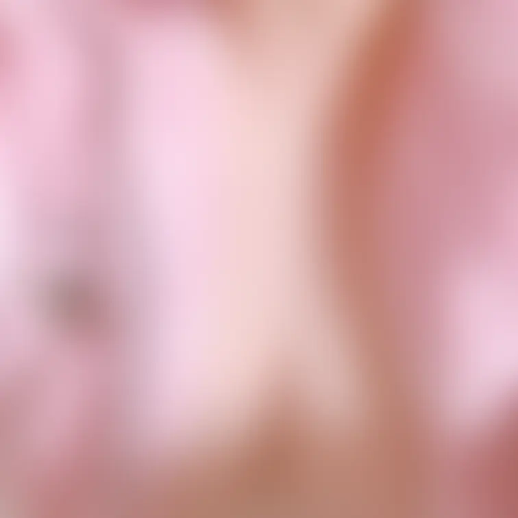 【ぷっくり乳首】をなだめてくれますか？🥹ご主人様にちゅぱちゅぱされないと、もう無理ぃ…🥺