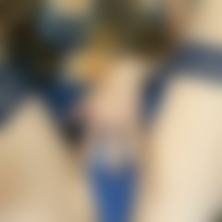 下着ずらして魅せる、ぷっくりお●んこ....♡
いまはちょっとおけけすくなめ♡
