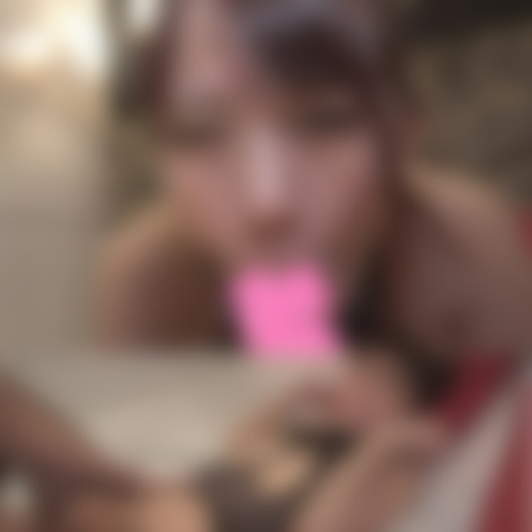 アパレル店員のMちゃん。
スレンダー美女ですがドMです。
いつもの様に中出しSEXです。