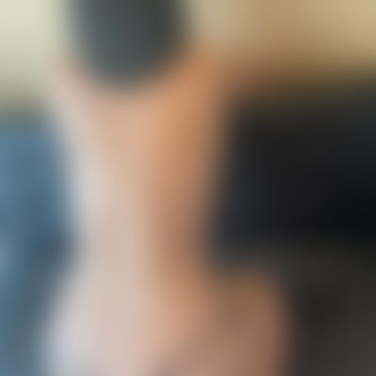 こんばんは♡
こまるの乳首&Tバック着用おま○こ責め動画投稿しました❣️
こまるはお尻ショットが多いけど実は巨乳