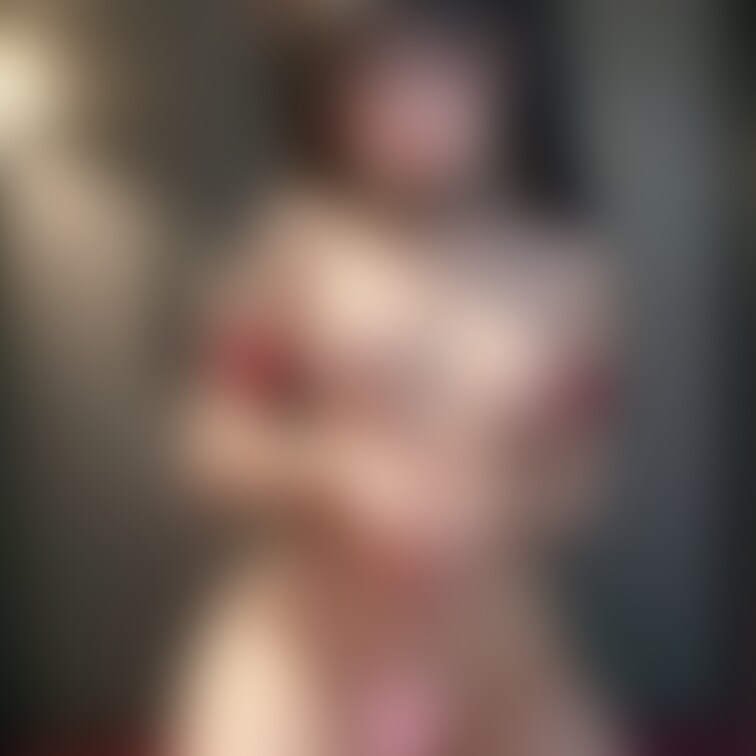 おっぱいに付いたクリーム舐めて( ˶´⚰︎`˵ )◜..°♡