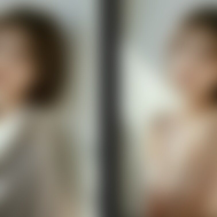 着衣と脱衣を並べた画像です。画像№ 1161
