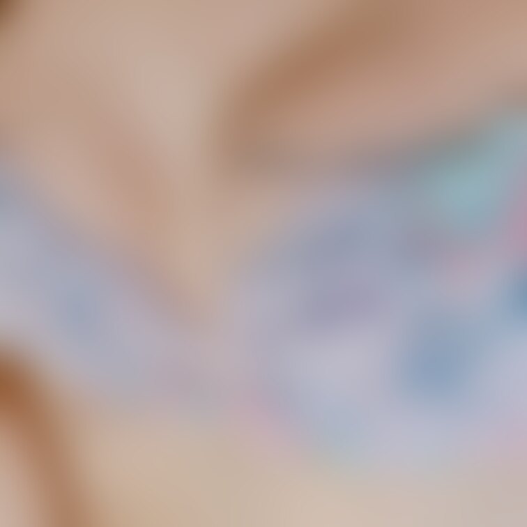 おっぱいの上蚊に刺された🥲
おはよ💕

