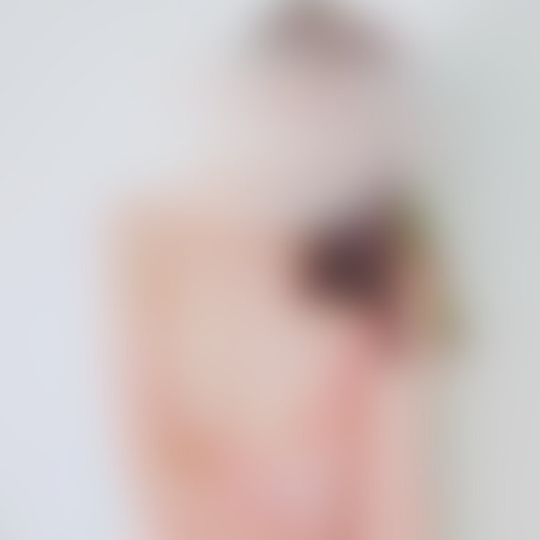 おっぱいあそこ丸見えさん