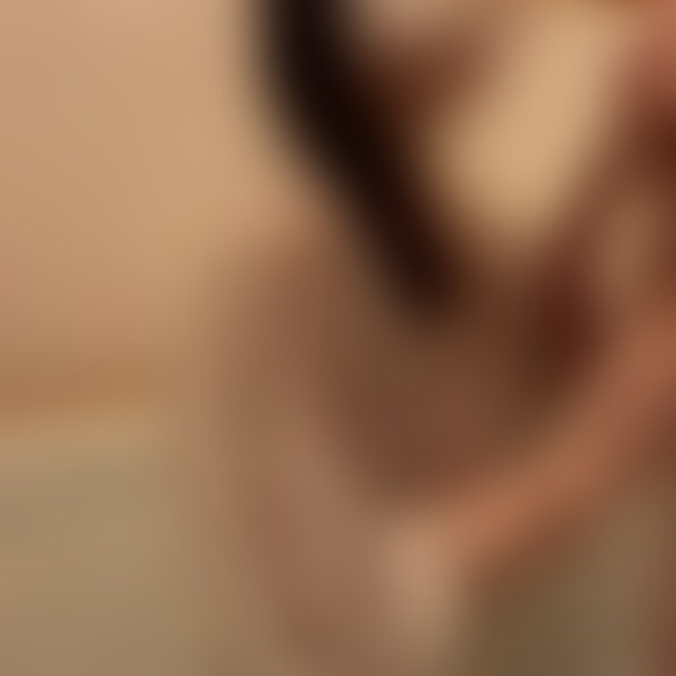 新しい動画をupしたよ💖
視聴者様からのリクエストでレインコートを着てみました☂️