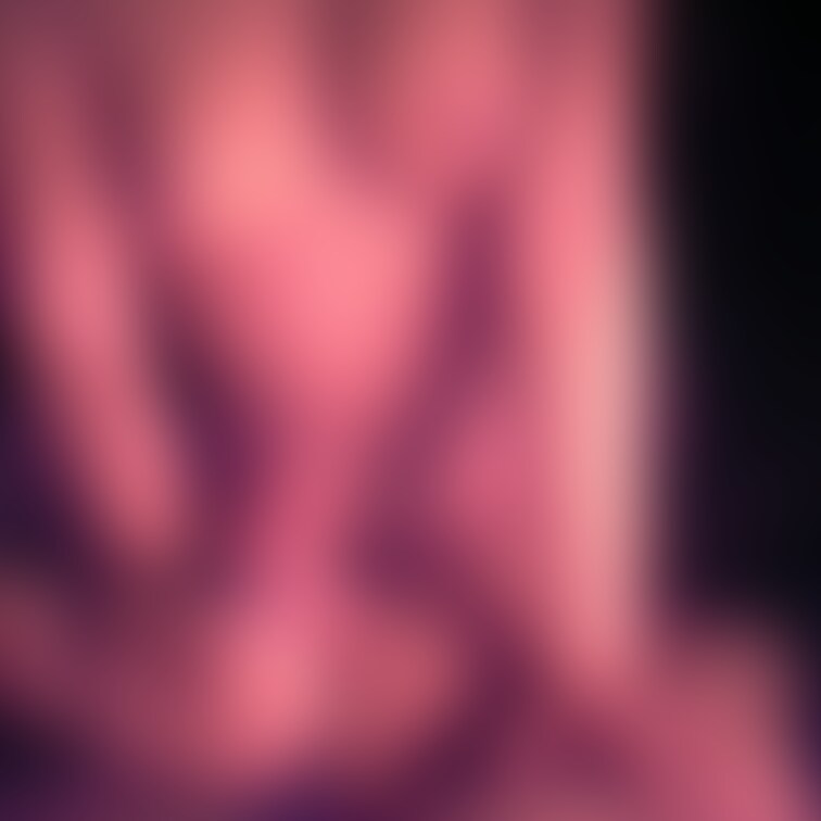 昔のガラケー写真。ちんぽ握る嫁。おっぱい綺麗。
