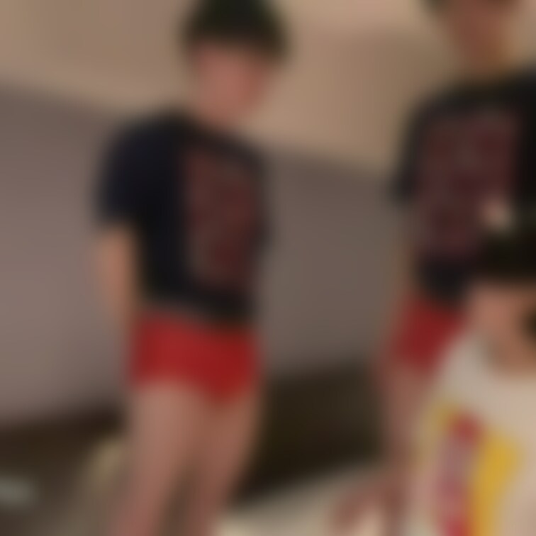 神アングル✨

順番にフェラや手コキをする姿を別アングルで見てね！

撮影者:ちゃとれ社長