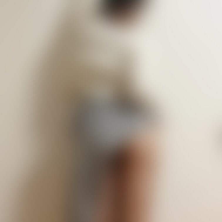 発情期すぎて匂いすごいしパンツすごいことになって、ノーパンで帰ってきた。