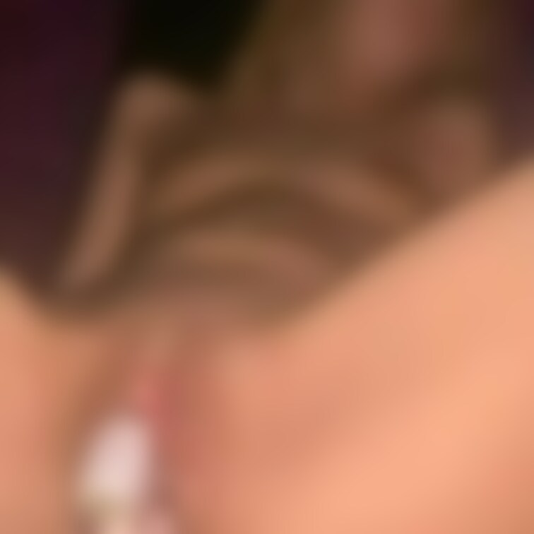 SM台でオ○コ汁ダラダラ垂れさせられちゃったよ🥹❤️