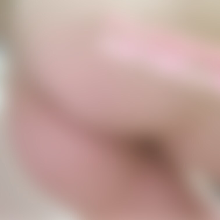 おしりおっきくてごめんなさい💦
このお尻パンパンしてくれる優しい方居ませんか?🥺
