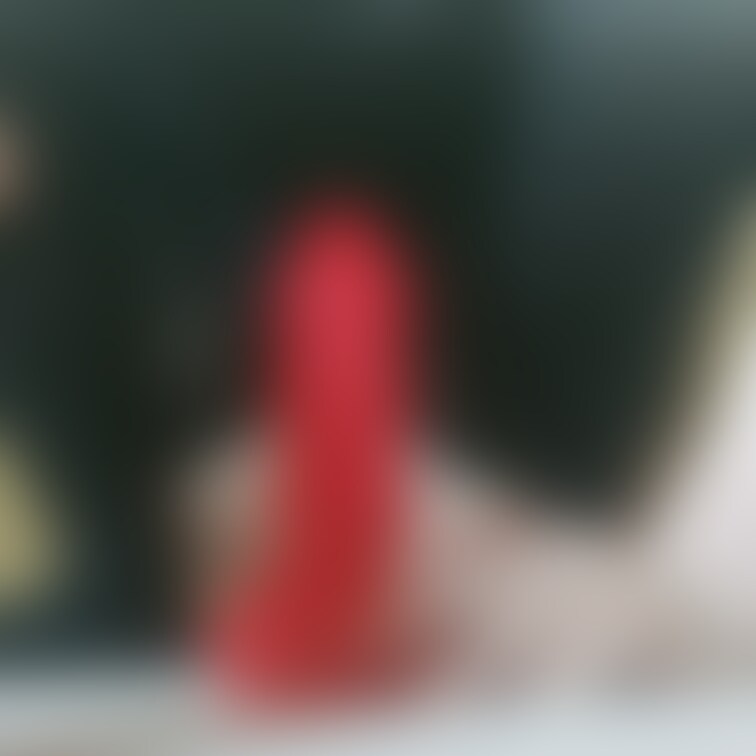 動画を撮りましたの。
見たいですか？